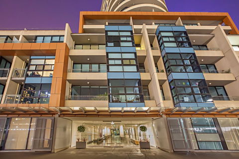 Melbourne Holiday Apartments Flinders Wharf - Sydneys Hotel 0