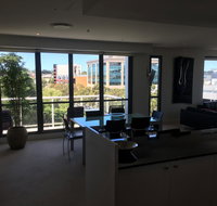 Geelong Waterfront Penthouse Apartment - Sydneys Hotel