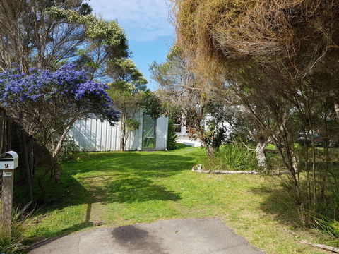 Dromana Holiday Beach House - Sydneys Hotel 9