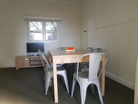 Dromana Holiday Beach House - Sydneys Hotel 16