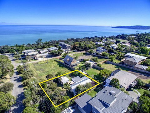 Dromana Holiday Beach House - Sydneys Hotel 0