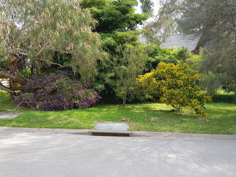 Dromana Holiday Beach House - Sydneys Hotel 13