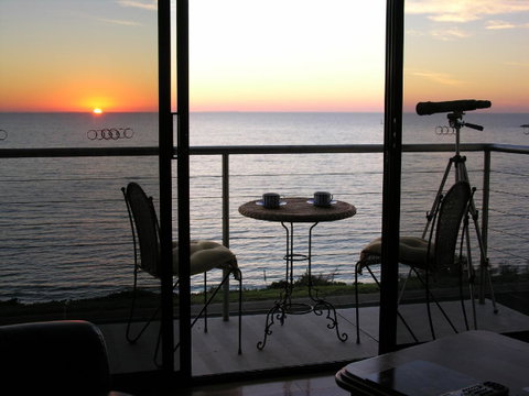 Clifftop Apartments Portland Vic - Sydneys Hotel 0