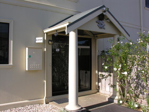 Clifftop Apartments Portland Vic - Sydneys Hotel 4