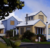 Rayville Boat Houses - Sydneys Hotel