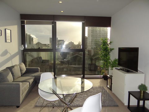Amazing Accommodations: Vogue - Sydneys Hotel 15