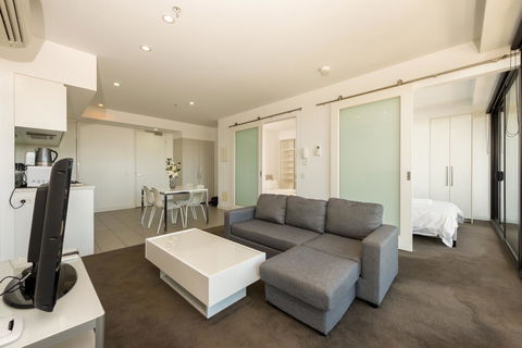 Amazing Accommodations: Vogue - Sydneys Hotel 32