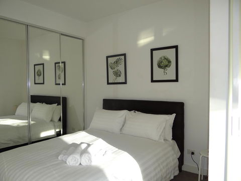 Amazing Accommodations: Vogue - Sydneys Hotel 17