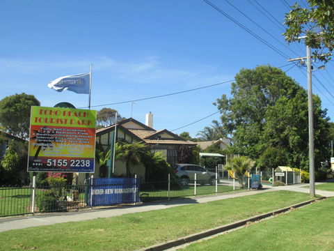 Echo Beach Tourist Park - Sydneys Hotel 33
