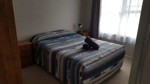 Echo Beach Tourist Park - Sydneys Hotel 31