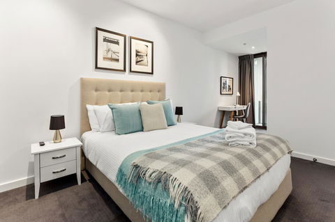 Docklands Private Collection - NEWQUAY - Sydneys Hotel 11
