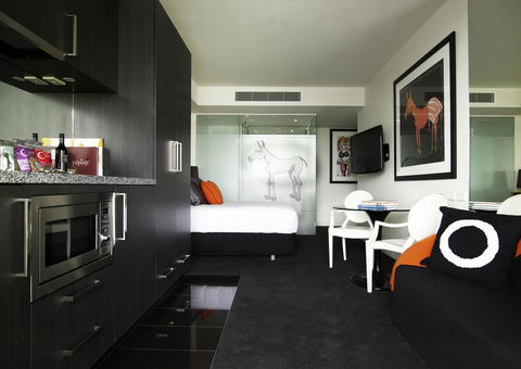 The Cullen Melbourne - Art Series - Sydneys Hotel 17