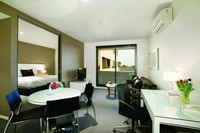 Book Oakleigh Accommodation Vacations Sydneys Hotel Sydneys Hotel