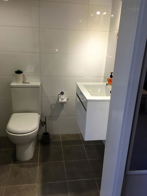 The Cosy Bungalow - Sydneys Hotel 2
