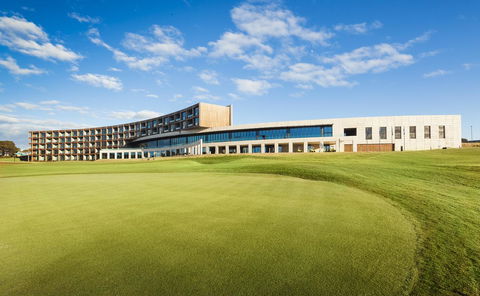 RACV Torquay Resort - Sydneys Hotel 11