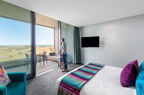 RACV Torquay Resort - Sydneys Hotel 3