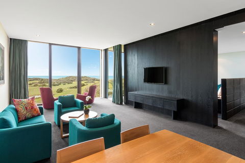 RACV Torquay Resort - Sydneys Hotel 8