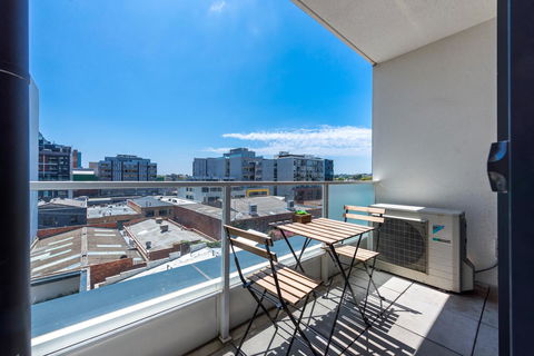 Amazing Accommodations : South Yarra - Sydneys Hotel 36