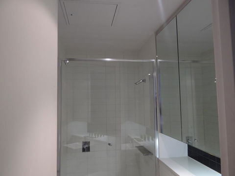 Amazing Accommodations : South Yarra - Sydneys Hotel 5