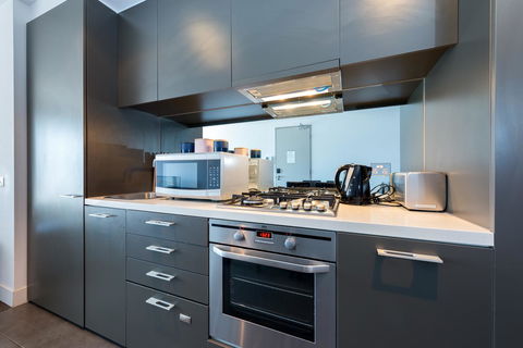 Amazing Accommodations : South Yarra - Sydneys Hotel 35