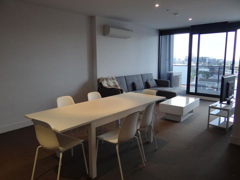 Amazing Accommodations : South Yarra - Sydneys Hotel 3