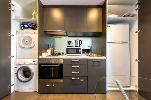 Amazing Accommodations : South Yarra - Sydneys Hotel 13