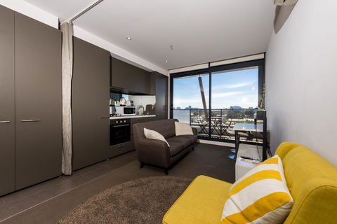 Amazing Accommodations : South Yarra - Sydneys Hotel 28