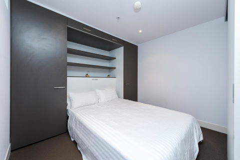 Amazing Accommodations : South Yarra - Sydneys Hotel 40