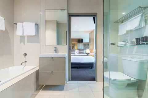 Novotel Melbourne Preston - Sydneys Hotel 8