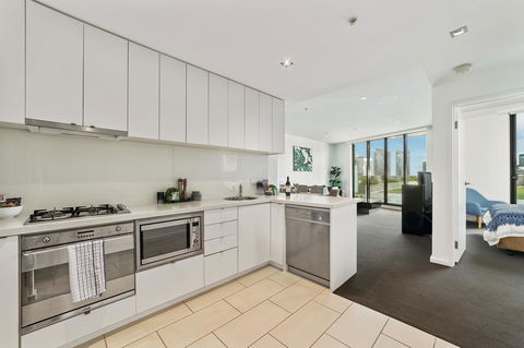 Signature Waterfront Apartments - Sydneys Hotel 28