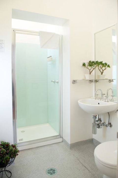 Hotel Claremont Guest House - Sydneys Hotel 36