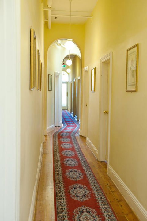 Hotel Claremont Guest House - Sydneys Hotel 2