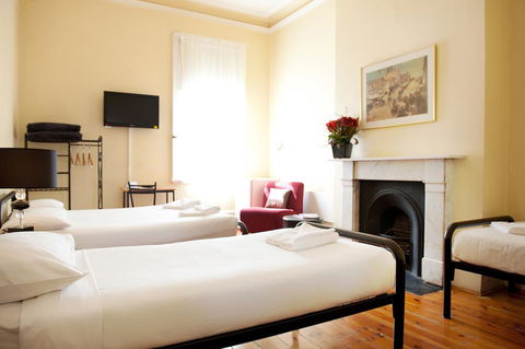 Hotel Claremont Guest House - Sydneys Hotel 35