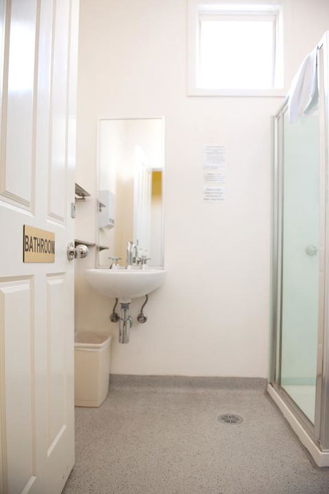 Hotel Claremont Guest House - Sydneys Hotel 3