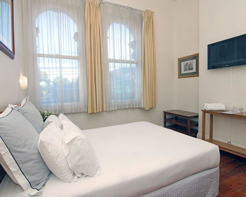 Hotel Claremont Guest House - Sydneys Hotel 8