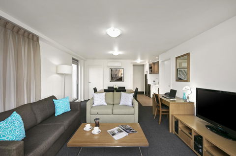 Quest Cheltenham - Sydneys Hotel 10