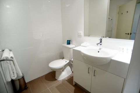 Quest Cheltenham - Sydneys Hotel 29