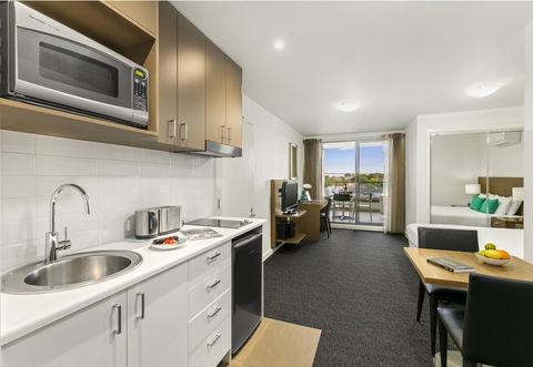 Quest Cheltenham - Sydneys Hotel 15