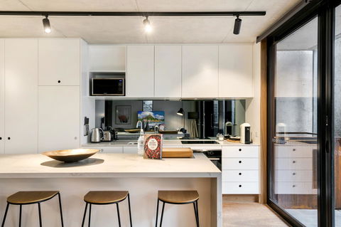 Stylish Apartment In Unique Church Development - Sydneys Hotel 3