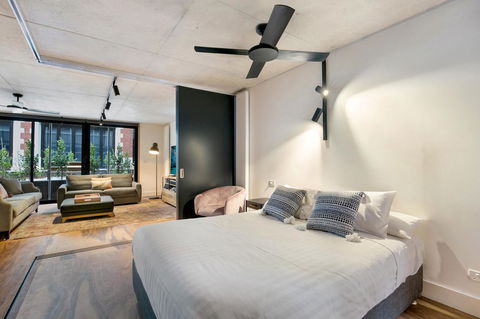 Stylish Apartment In Unique Church Development - Sydneys Hotel 10
