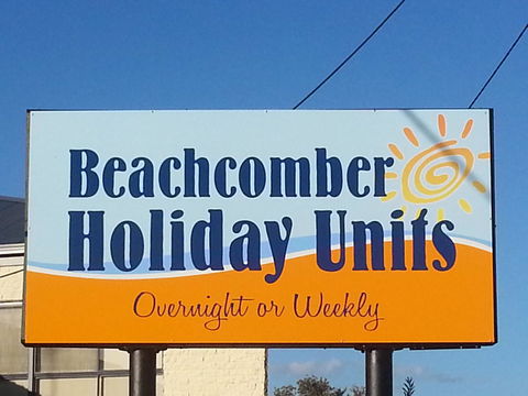 Beachcomber Holiday Units - Sydneys Hotel 0