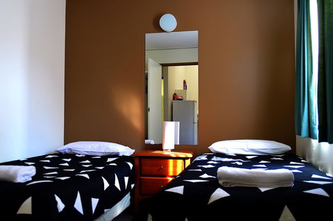 Executive Hideaway - Sydneys Hotel 5