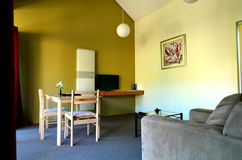 Executive Hideaway - Sydneys Hotel 26
