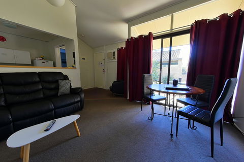 Executive Hideaway - Sydneys Hotel 42