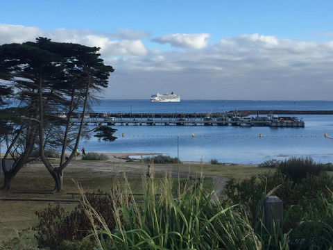 Port Relaxation - Sydneys Hotel 19