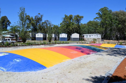 Tasman Holiday Parks - Merool On The Murray - Sydneys Hotel 28