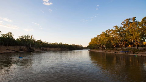 Tasman Holiday Parks - Merool On The Murray - Sydneys Hotel 23