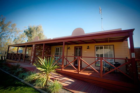 Tasman Holiday Parks - Merool On The Murray - Sydneys Hotel 24