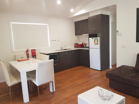 All Seasons Mildura Holiday Park - Sydneys Hotel 16