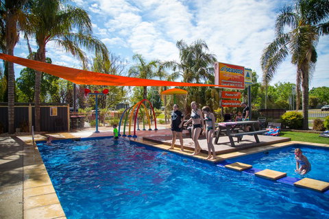 All Seasons Mildura Holiday Park - Sydneys Hotel 9